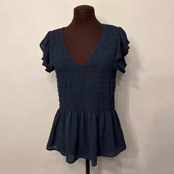 Madewell Flutter Sleeve Smocked Top EUC Size S Navy Blue - Picture 2 of 9